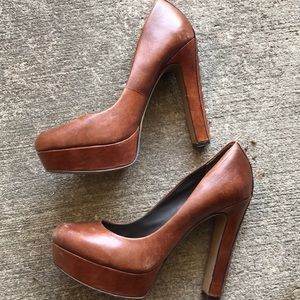 Vince Camuto Brown Leather Spiked Heels sz 9